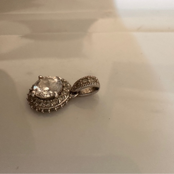 Vintage-Inspired Oval CZ Halo Pendant Silver Tone Sparkle Heirloom Look Wedding - Picture 6 of 6